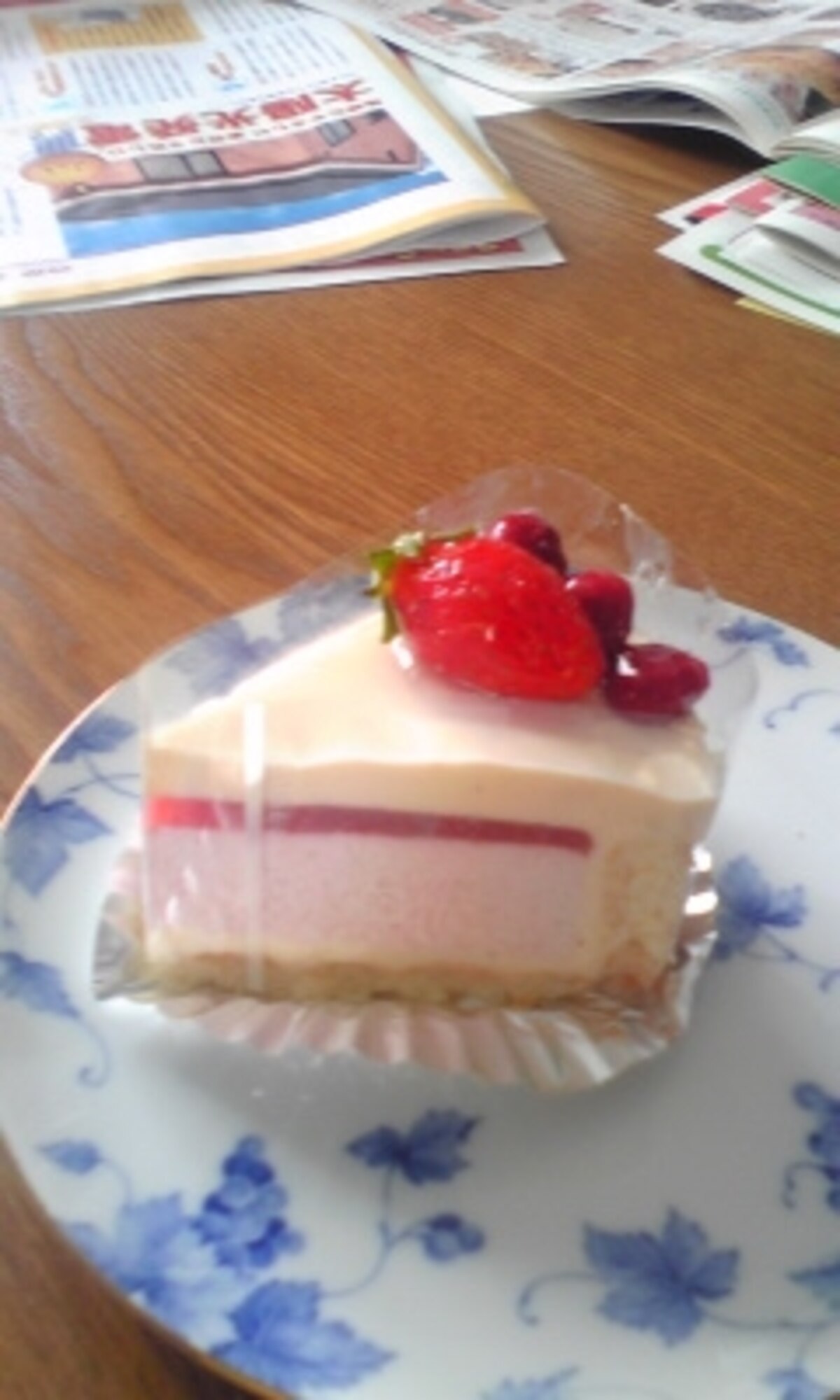 イチゴとホワイトチョコのムースケーキ レシピ 作り方 By 純金カステラ 楽天レシピ イチゴとホワイトチョコのムースケーキ レシピ 作り方 By 純金カステラ 楽天レシピ